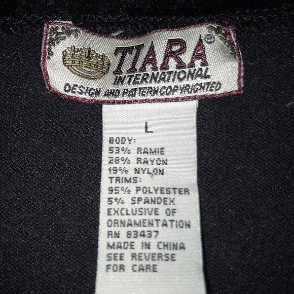 TIARA INTERNATIONAL jeweled details black long sleeve sweater NEW size L - Picture 4 of 7